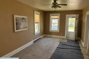 403 5th St SW, Chisholm, MN 55719 - Photo 9