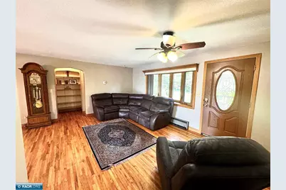 8128 Long Lake Rd, Eveleth, MN 55734 - Photo 9