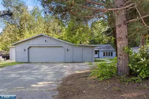 7860 Pine Dr, Eveleth, MN 55734 - Photo 1