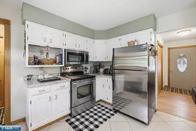 4494 Woodlawn Cir, Eveleth, MN 55734 - Photo 5