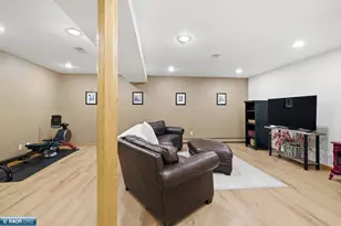 4494 Woodlawn Cir, Eveleth, MN 55734 - Photo 27