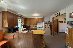 5475 Carnation Ave, Virginia, MN 55792 - Photo 9