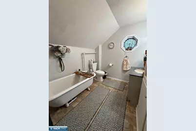 2130 11th Avenue E, Hibbing, MN 55746 - Photo 13