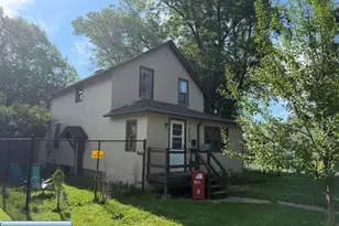 2130 11th Ave E, Hibbing, MN 55746 - Photo 19