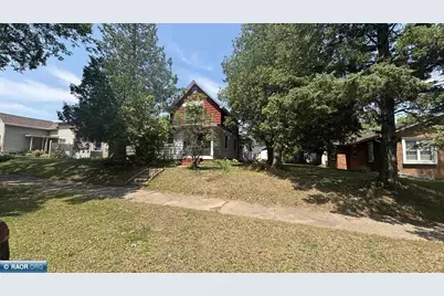 707 N 15th St., Virginia, MN 55792 - Photo 1