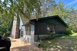 1746 Janet Park Dr, Hibbing, MN 55746 - Photo 5