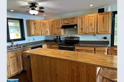 1746 Janet Park Drive, Hibbing, MN 55746 - Photo 9