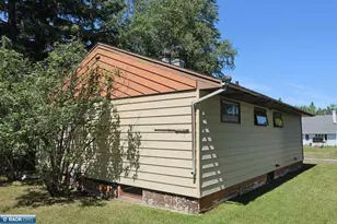 214 Dorchester Dr, Hoyt Lakes, MN 55750 - Photo 7