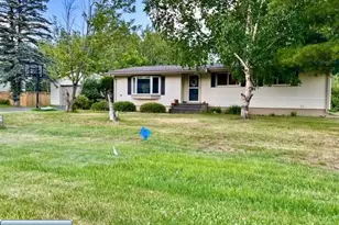 204 S 5th St E, Aurora, MN 55705 - Photo 3