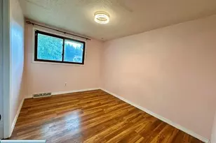 204 S 5th St E, Aurora, MN 55705 - Photo 21