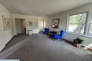 2835 8th Ave E, Hibbing, MN 55746 - Photo 9