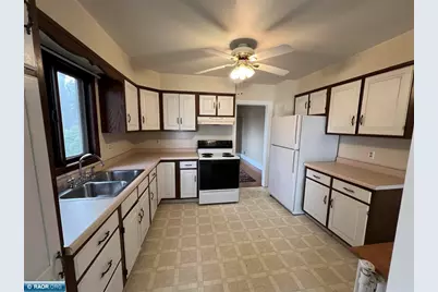 2630 3rd Ave E, Hibbing, MN 55746 - Photo 9