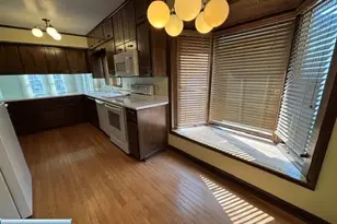 3301 W 2nd Ave, Hibbing, MN 55746 - Photo 5