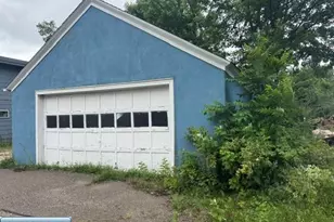 2612 W 4th Ave, Hibbing, MN 55746 - Photo 13
