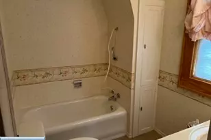 1924 E 10th Ave, Hibbing, MN 55746 - Photo 15
