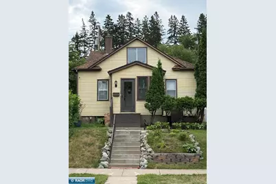 624 Park Ave, Eveleth, MN 55734 - Photo 1