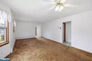 1102 McKinley Ave, Eveleth, MN 55734 - Photo 15