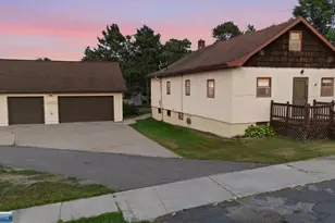 1102 McKinley Ave, Eveleth, MN 55734 - Photo 39