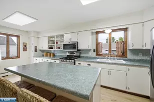 1517 11th St S, Virginia, MN 55792 - Photo 7