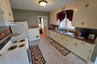 1924 9th Ave E, Hibbing, MN 55746 - Photo 11