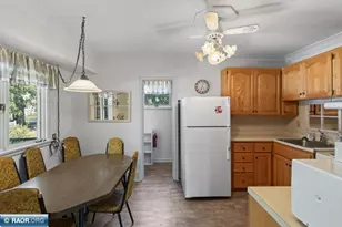 1905 E 8th Ave, Hibbing, MN 55746 - Photo 21