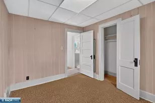 1905 E 8th Ave, Hibbing, MN 55746 - Photo 31