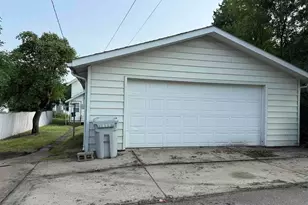 406 6th St SW, Chisholm, MN 55719 - Photo 25