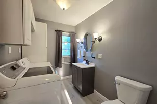 702 NW 6th St, Chisholm, MN 55746 - Photo 15
