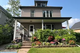 821 N 10th St, Virginia, MN 55792 - Photo 1