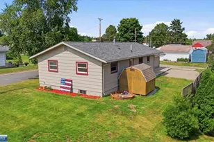520 W Michigan Ave, Gilbert, MN 55741 - Photo 5