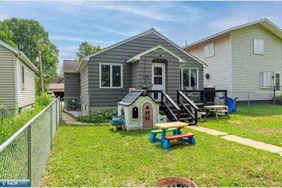 1530 11th St S, Virginia, MN 55792 - Photo 1