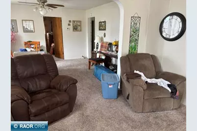 1317 E 13th Ave, Hibbing, MN 55746 - Photo 3