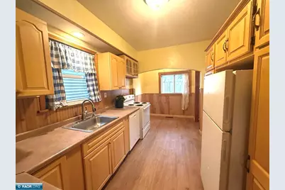 722 Summit Street, Eveleth, MN 55734 - Photo 5