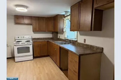 403 N 3rd Ave, Virginia, MN 55792 - Photo 7
