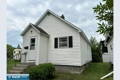 3005 E 4th Ave, Hibbing, MN 55746 - Photo 1