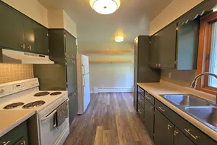 425 E 43rd St, Hibbing, MN 55746 - Photo 25