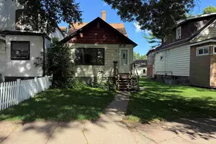 1620 4th Ave E, Hibbing, MN 55746 - Photo 1