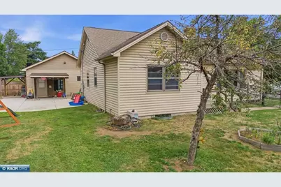 107 S Elba Ave, Eveleth, MN 55734 - Photo 3