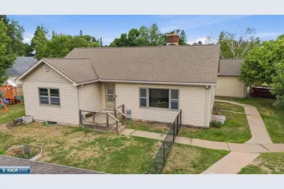 107 S Elba Ave, Eveleth, MN 55734 - Photo 33