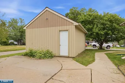 107 S Elba Ave, Eveleth, MN 55734 - Photo 37