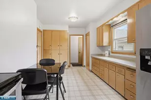 107 S Elba Ave, Eveleth, MN 55734 - Photo 13