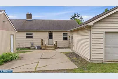 107 S Elba Ave, Eveleth, MN 55734 - Photo 5