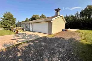 201 Deerwood Dr, Gilbert, MN 55741 - Photo 19