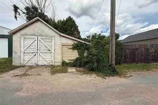 17 1st St NW, Chisholm, MN 55719 - Photo 25