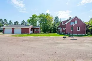 986 Gary St, Calumet, MN 55716 - Photo 5