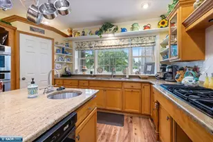 908 N 15th St, Virginia, MN 55792 - Photo 7