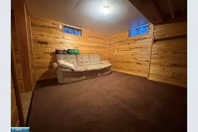 1606 E 3rd Ave E, Hibbing, MN 55746 - Photo 21