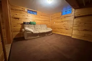 1606 E 3rd Ave E, Hibbing, MN 55746 - Photo 21