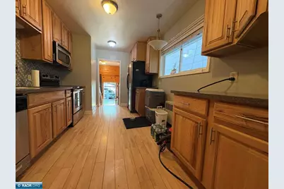 1606 E 3rd Ave E, Hibbing, MN 55746 - Photo 7