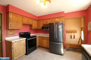 328 10th St S, Virginia, MN 55792 - Photo 13
